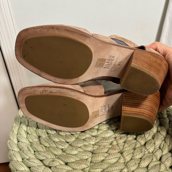 Eileen Fisher Ann Tan Nubuck Soft Crisscross Strap Block Heel Sandals - Picture 9 of 10